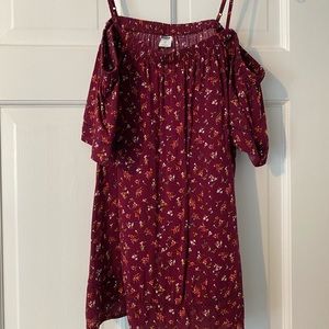 Old Navy top